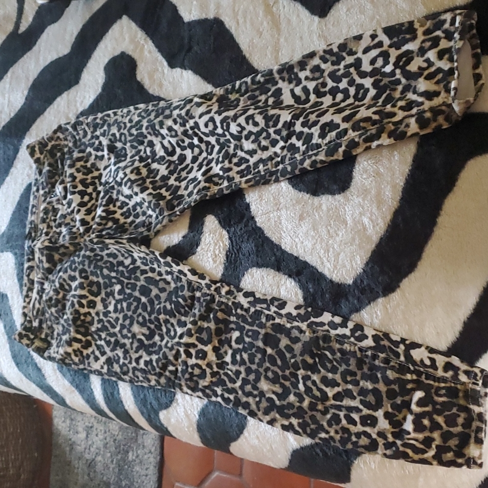 Bebe Leopard corduroy pants Size 31